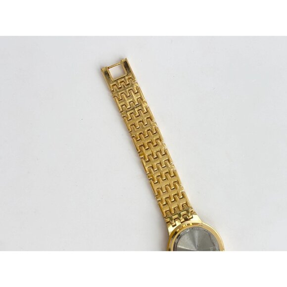 Elizabeth Taylor Bracelet Style Gold Ladies Vintage Wristwatch - 26mm - WORKS! - Picture 5 of 11